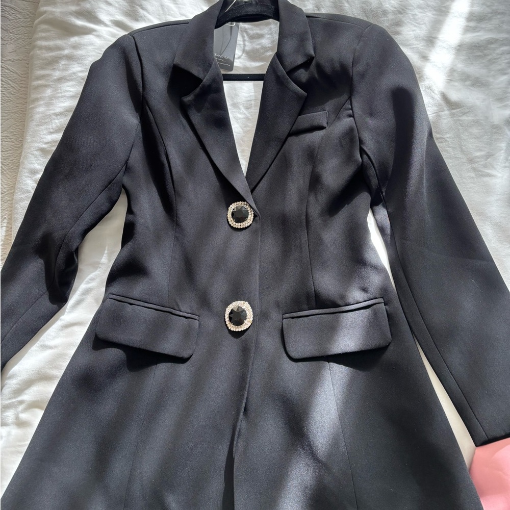 Blazer with coquette bow tie back - Picture 2 of 5
